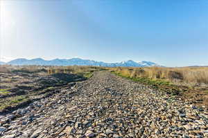 View of mountain feature