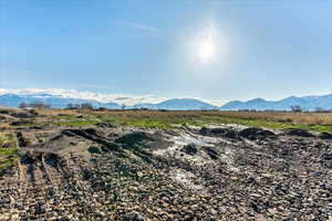 View of mountain feature