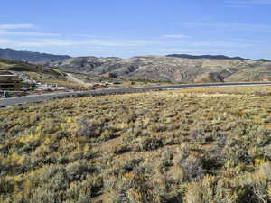 View of mountain feature