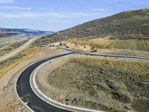 Bird's eye view with a mountain view