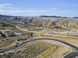 Bird's eye view with a mountain view