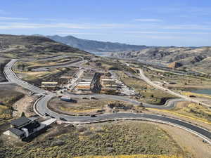 Bird's eye view with a mountain view