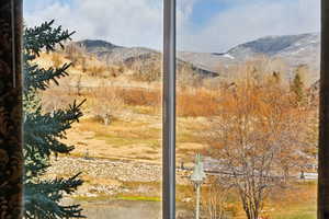 View of mountain feature