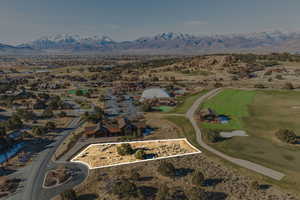 Drone / aerial view featuring a mountain view