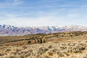 View of mountain feature