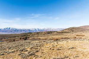 View of mountain feature