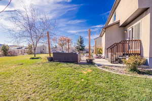 View of yard featuring outdoor lounge area and a patio area