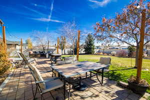 View of patio featuring outdoor lounge area