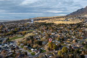 Drone / aerial view featuring a mountain view