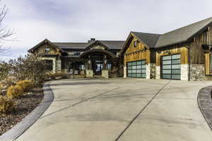 View of front facade with a garage