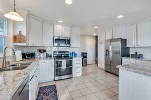 Spacious kitchen with classic finishes