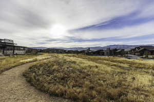 View of mountain feature