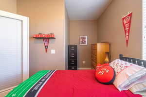 View of bedroom 3 / Den - Niche can be converted to a closet.