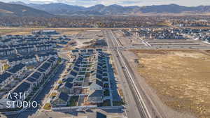 Drone / aerial view featuring a mountain view