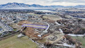 Drone / aerial view featuring a mountain view