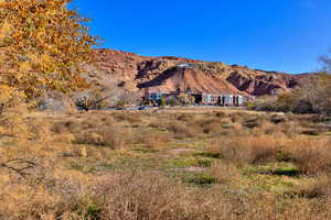 View of mountain feature