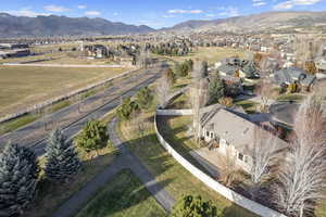 Bird's eye view featuring a mountain view