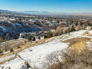 Snowy aerial view with a mountain view