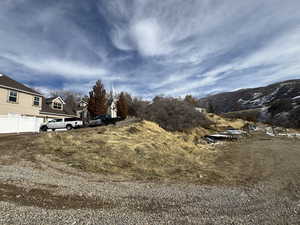 View of yard with a mountain view