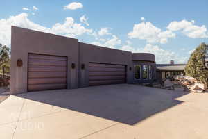 Santa Fe home with an oversized 3 car garage.