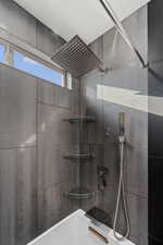 The rain shower head and additional had wand are a perfect combination for both a luxury experience and convenience.