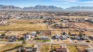 Bird's eye view with a mountain view