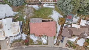 Birds eye view of property