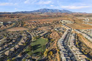 Bird's eye view with a mountain view