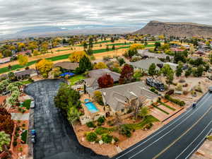 Bird's eye view with a mountain view