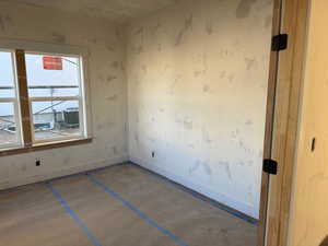 Empty room with concrete floors