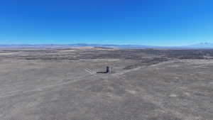 Aerial view with a mountain view