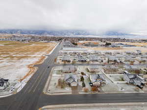 Bird's eye view with a mountain view