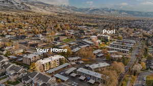 Bird's eye view featuring a mountain view