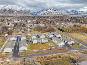 Bird's eye view with a mountain view