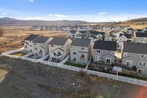 Bird's eye view with a mountain view