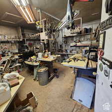 Miscellaneous room featuring a workshop area