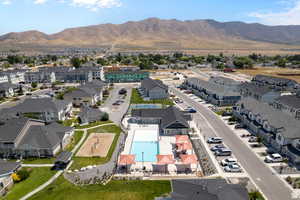 Drone / aerial view featuring a mountain view