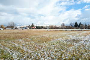 View of yard featuring a rural view