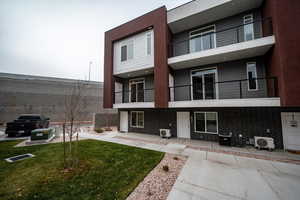 Exterior space featuring ac unit and cooling unit