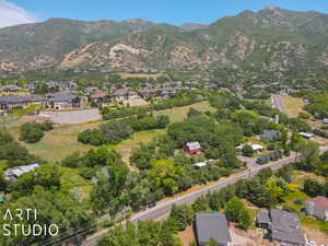 Drone / aerial view featuring a mountain view