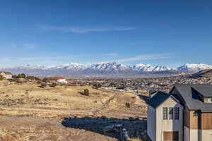 View of mountain feature