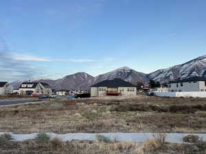 View of mountain feature