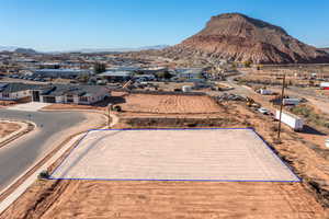 Aerial view with a mountain view