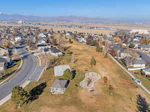 Bird's eye view with a mountain view