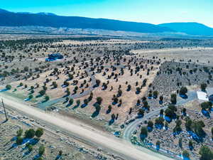 Drone / aerial view featuring a mountain view