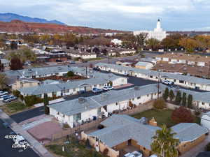 Bird's eye view with a mountain view