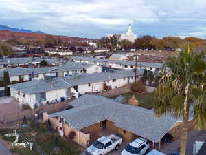 Aerial view with a mountain view