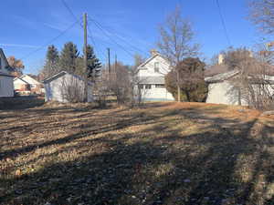 View of yard featuring a garage