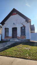 View of front of home with a front yard