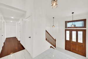 Entrance foyer with a chandelier